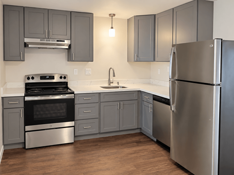 Floor plan for 2 beds, 1.5 baths, 952 sqft